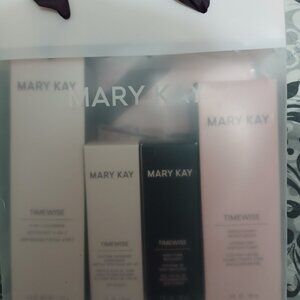 Mary Kay TimeWise Mircale set